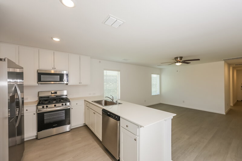 1,830/Mo, 1617 Sparrow Hawk Rd Forney, TX 75126 Kitchen View 2