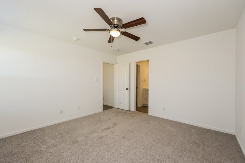 1,830/Mo, 1617 Sparrow Hawk Rd Forney, TX 75126 Main Bedroom View 2