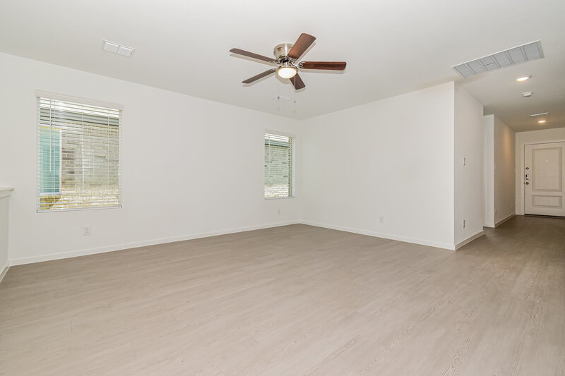 1,850/Mo, 1603 Sparrow Hawk Rd Forney, TX 75126 Living Room View 2