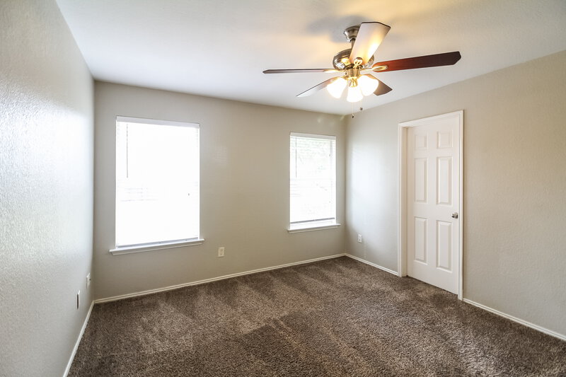 2,180/Mo, 709 Lisa St Burleson, TX 76028 Bedroom View 4