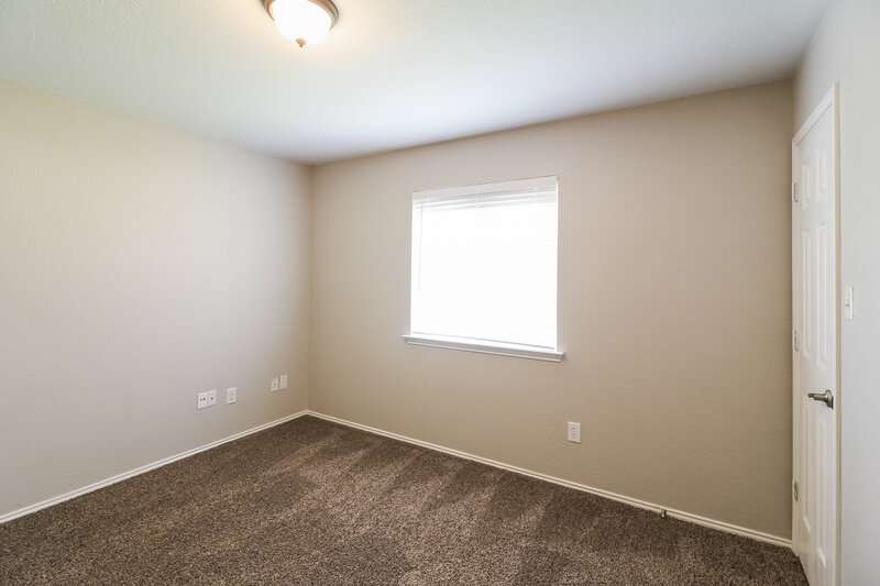 2,180/Mo, 709 Lisa St Burleson, TX 76028 Bedroom View 6