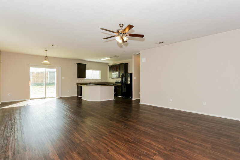 1,925/Mo, 412 San Lucas Dr Crowley, TX 76036 Living Room View 2