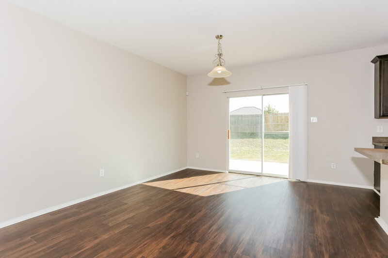 1,925/Mo, 412 San Lucas Dr Crowley, TX 76036 Dining Room View 2
