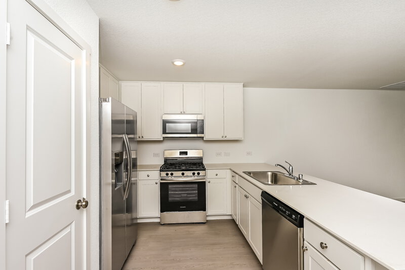 2,065/Mo, 1616 Limpkin Dr Fort Worth, TX 76140 Kitchen View