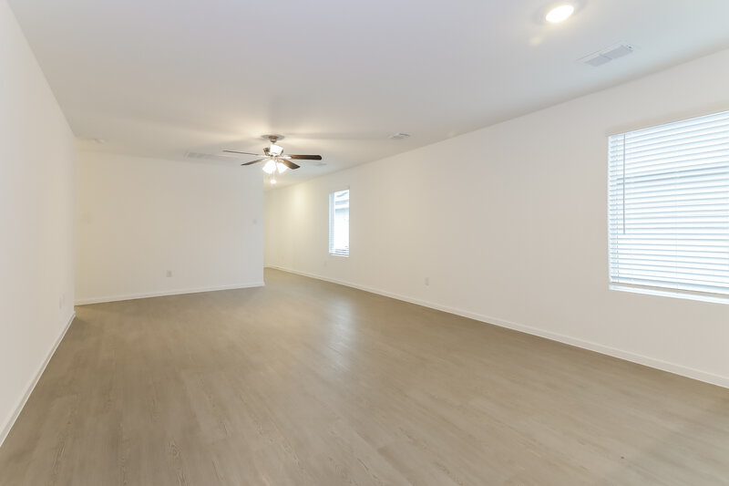 1,580/Mo, 1028 Calley Pear Trl Princeton, TX 75407 Living Room View 2