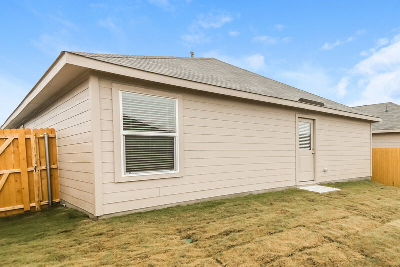 1,580/Mo, 1028 Calley Pear Trl Princeton, TX 75407 Rear View