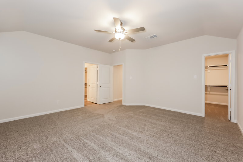 1,945/Mo, 1218 Kings Pl Crandall, TX 75114 Main Bedroom View 2