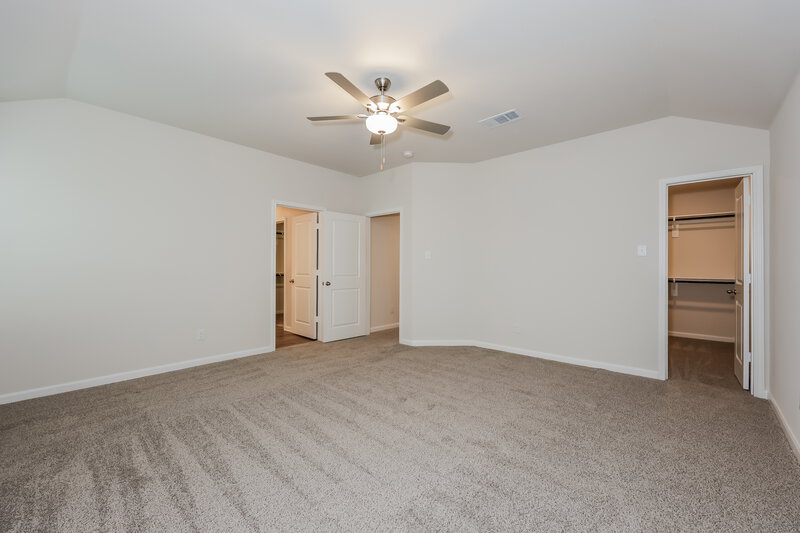 2,040/Mo, 1208 Kings Pl Crandall, TX 75114 Main Bedroom View 2