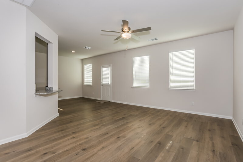 1,995/Mo, 1447 Reiner Dr Crandall, TX 75114 Living Room View