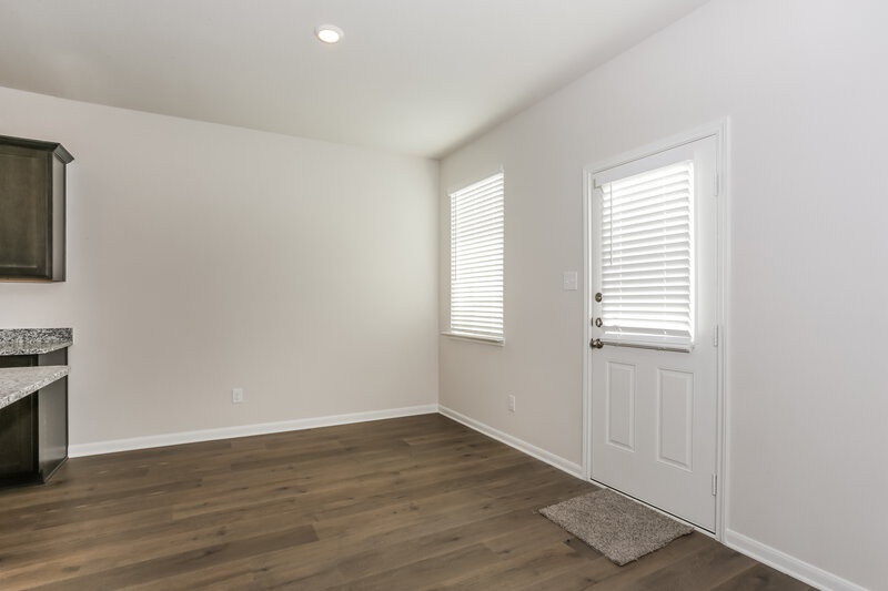 1,995/Mo, 1447 Reiner Dr Crandall, TX 75114 Dining Room View 2