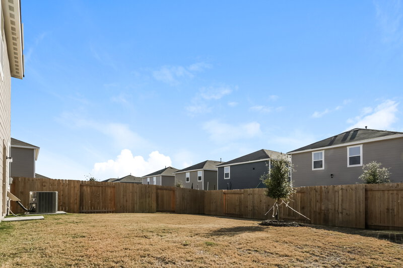 1,995/Mo, 1447 Reiner Dr Crandall, TX 75114 Rear View 2