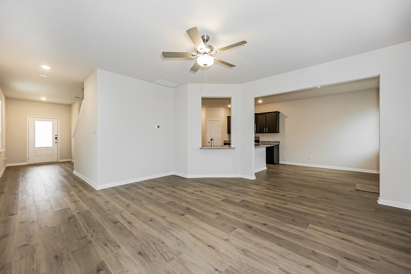 2,015/Mo, 1442 Reiner Dr Crandall, TX 75114 Living Room View 2