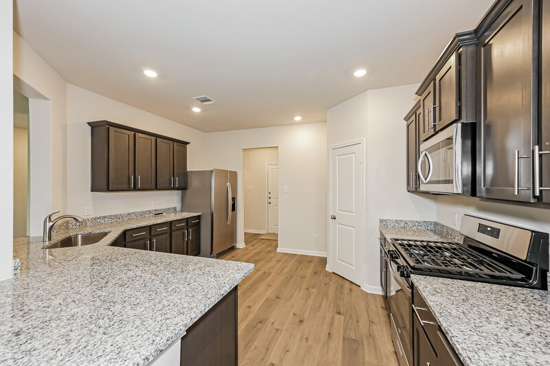 2,015/Mo, 1442 Reiner Dr Crandall, TX 75114 Kitchen View