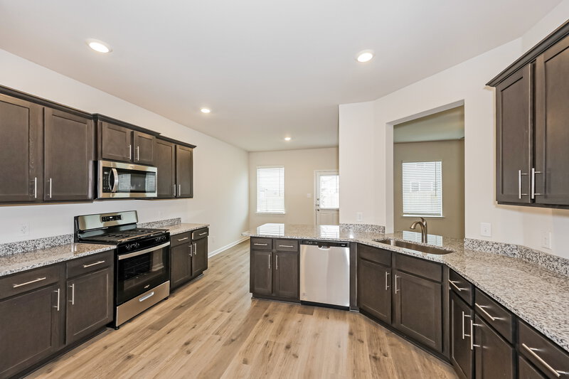 2,015/Mo, 1442 Reiner Dr Crandall, TX 75114 Kitchen View 2