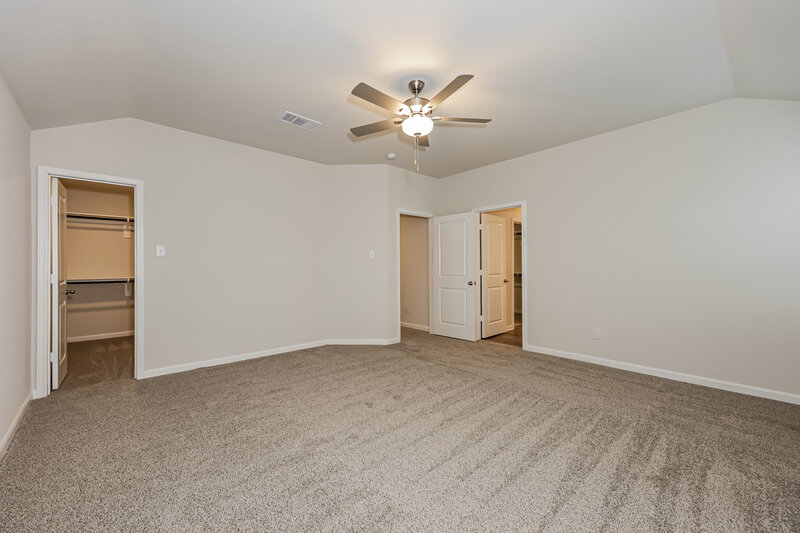 2,015/Mo, 1442 Reiner Dr Crandall, TX 75114 Main Bedroom View 2