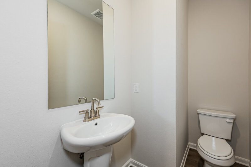 2,015/Mo, 1442 Reiner Dr Crandall, TX 75114 Bathroom View