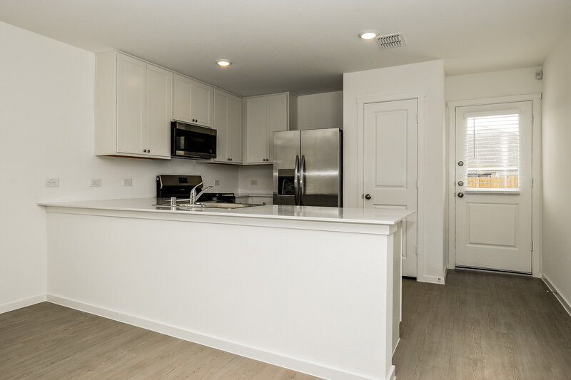 1,790/Mo, 928 Calley Pear Trl Princeton, TX 75407 Kitchen View