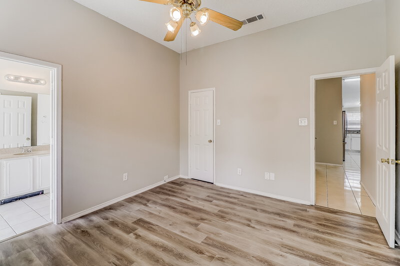 2,155/Mo, 1333 Rosewood Ln Lancaster, TX 75146 Main Bedroom View 2