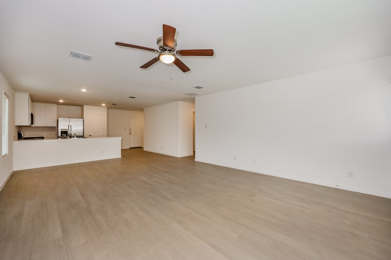 2,015/Mo, 1611 Sparrow Hawk Rd Forney, TX 75126 Living Room View 2