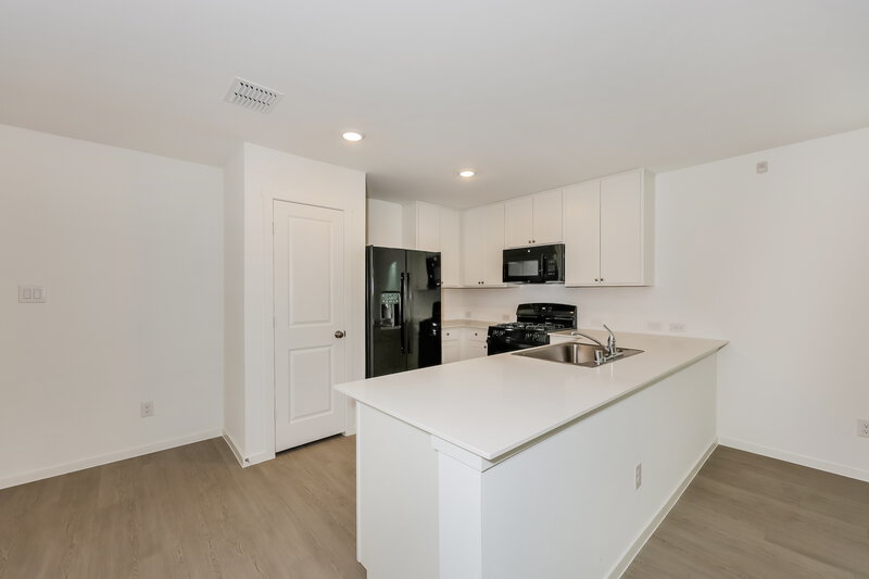 1,940/Mo, 1621 Sparrow Hawk Rd Forney, TX 75126 Kitchen View