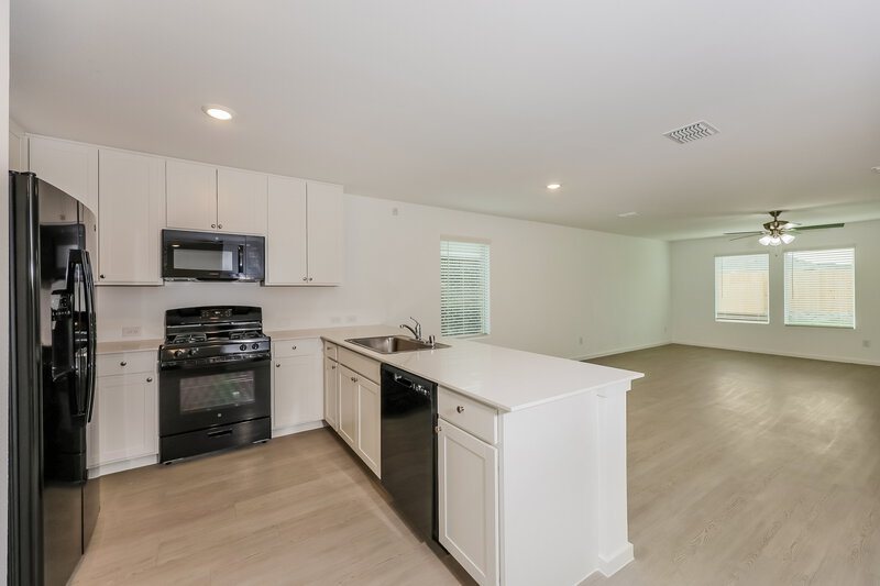 1,940/Mo, 1621 Sparrow Hawk Rd Forney, TX 75126 Kitchen View 2