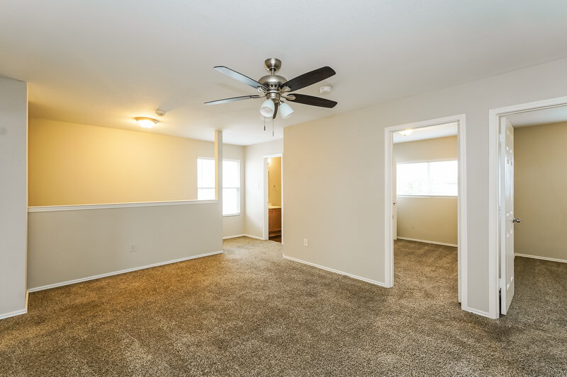 2,100/Mo, 205 Crescent Ridge Dr Fort Worth, TX 76140 Loft View