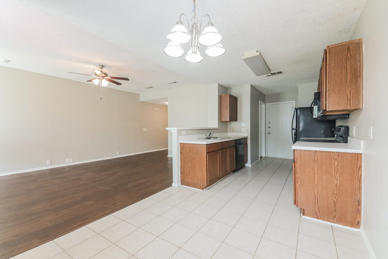 1,905/Mo, 1308 Wintercreek Dr Denton, TX 76210 Dining Room View