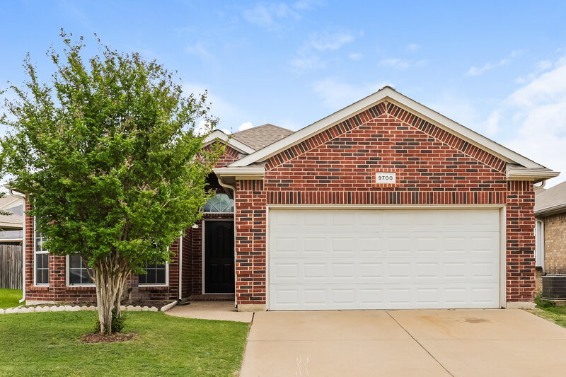 2,275/Mo, 9700 Minton Dr Fort Worth, TX 76108 External View