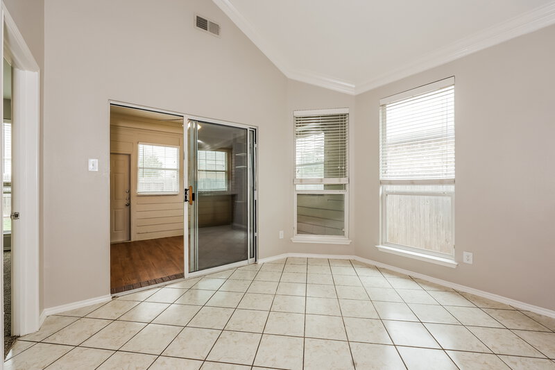 2,275/Mo, 9700 Minton Dr Fort Worth, TX 76108 Breakfast Nook View