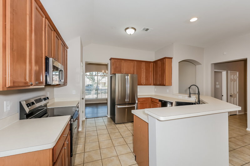 2,170/Mo, 14104 Golden Pass Rd Balch Springs, TX 75181 Kitchen View