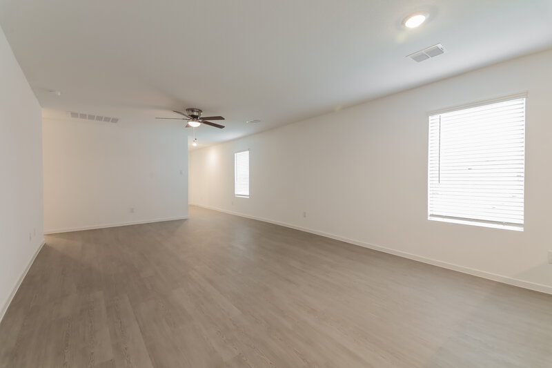 1,785/Mo, 1040 Calley Pear Trl Princeton, TX 75407 Living Room View 4