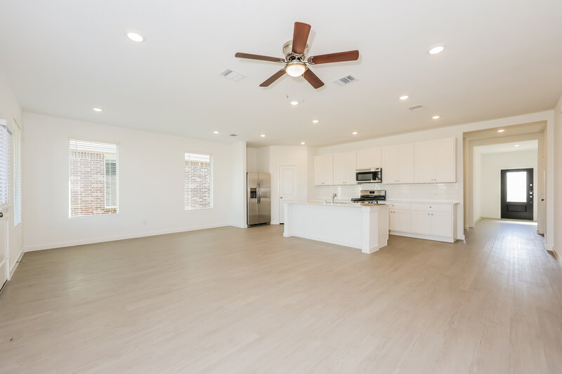 2,150/Mo, 2238 Mustang Ghost Trl Crandall, TX 75114 Living Room View 2