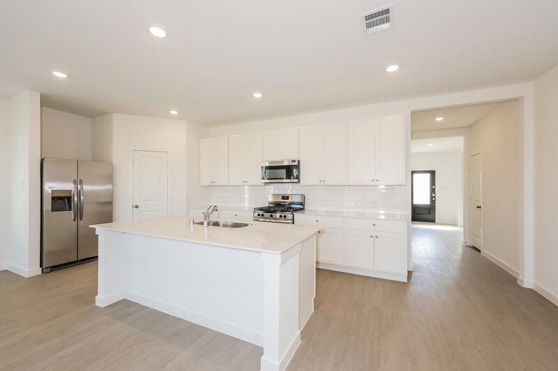 2,150/Mo, 2238 Mustang Ghost Trl Crandall, TX 75114 Kitchen View 3