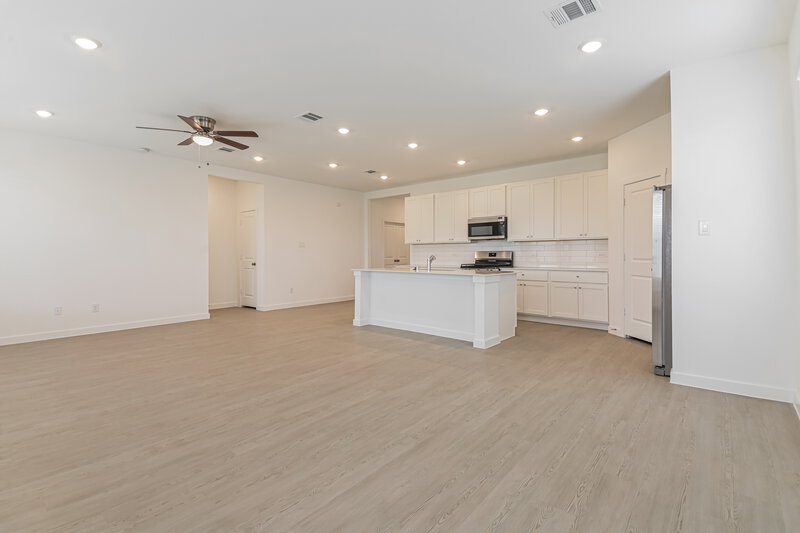 2,300/Mo, 2236 Mustang Ghost Trl Crandall, TX 75114 Living Room View 3