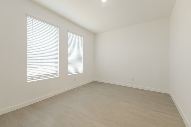 2,300/Mo, 2234 Mustang Ghost Trl Crandall, TX 75114 Flex Space View