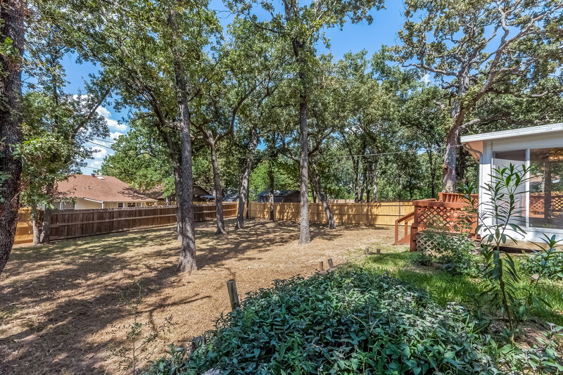 2,295/Mo, 5704 Guildwood Dr Arlington, TX 76017 Rear View 2