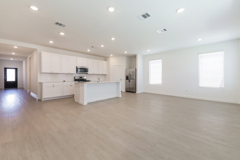 2,290/Mo, 2239 Mustang Ghost Trl Crandall, TX 75114 Living Room View