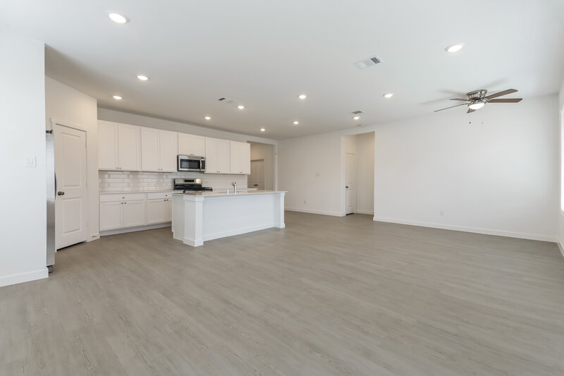 2,290/Mo, 2235 Mustang Ghost Trl Crandall, TX 75114 Living Room View 3