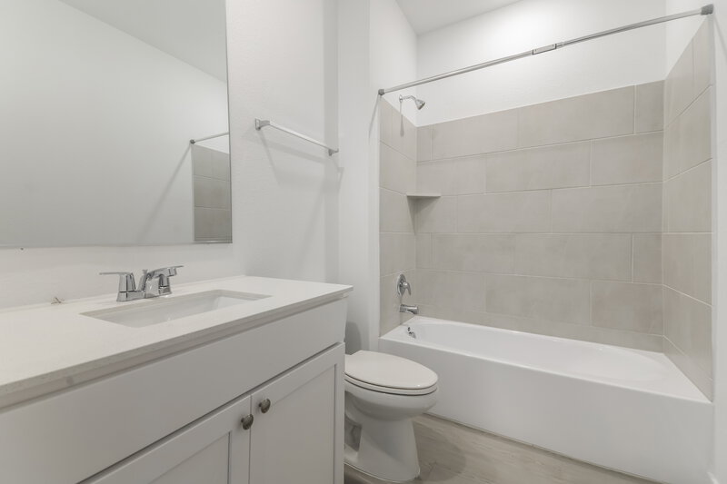 2,290/Mo, 2235 Mustang Ghost Trl Crandall, TX 75114 Bathroom View