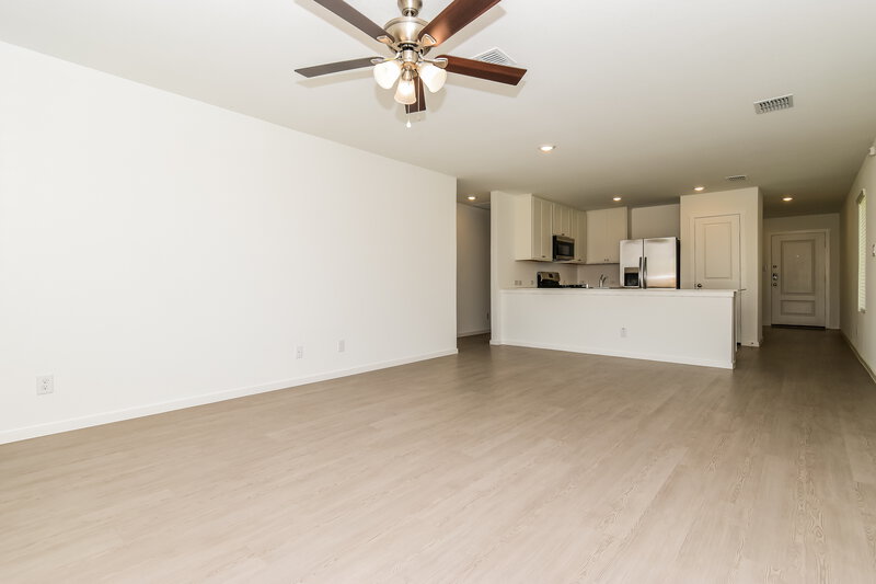 1,810/Mo, 1718 Crossbill St Forney, TX 75126 Living Room View 4