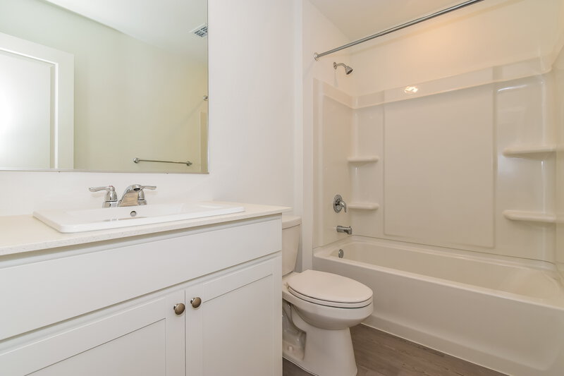 1,810/Mo, 1718 Crossbill St Forney, TX 75126 Bathroom View