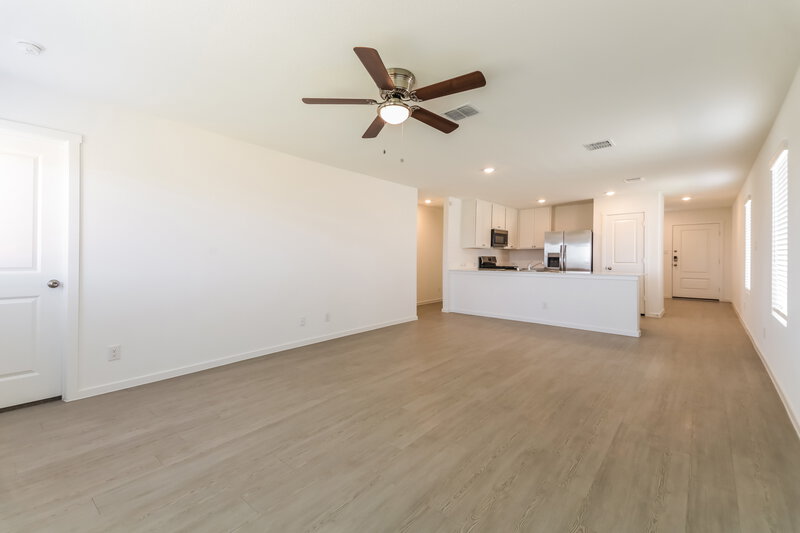 1,840/Mo, 1230 Canyon Wren Dr Forney, TX 75126 Living Room View 3