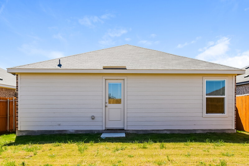 1,965/Mo, 1720 Crossbill St Forney, TX 75126 Rear View