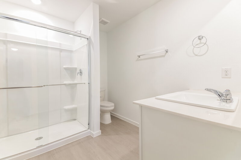 1,920/Mo, 1229 Canyon Wren Dr Forney, TX 75126 Main Bathroom View