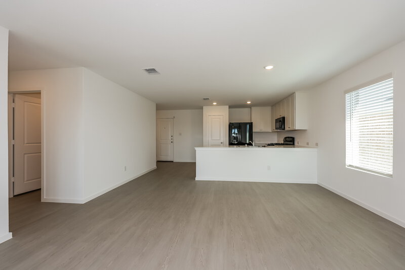 2,015/Mo, 1289 Wedgeleaf Ln Forney, TX 75126 Living Room View 2