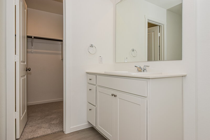 1,955/Mo, 1716 Crossbill St Forney, TX 75126 Main Bathroom View