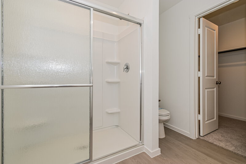 1,955/Mo, 1716 Crossbill St Forney, TX 75126 Main Bathroom View 2