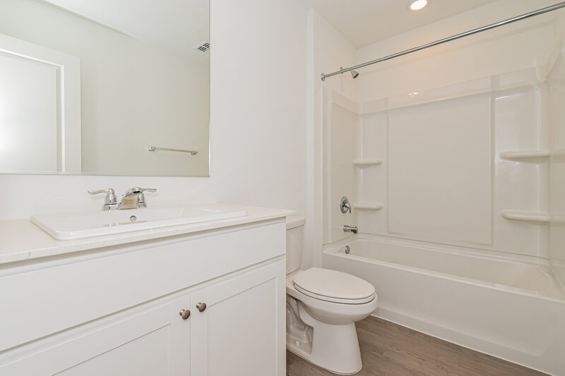 1,955/Mo, 1716 Crossbill St Forney, TX 75126 Bathroom View