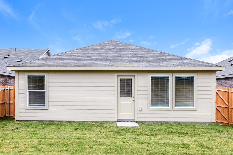 1,955/Mo, 1231 Canyon Wren Dr Forney, TX 75126 Rear View