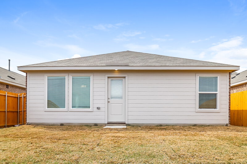 2,000/Mo, 1224 Canyon Wren Dr Forney, TX 75126 Rear View